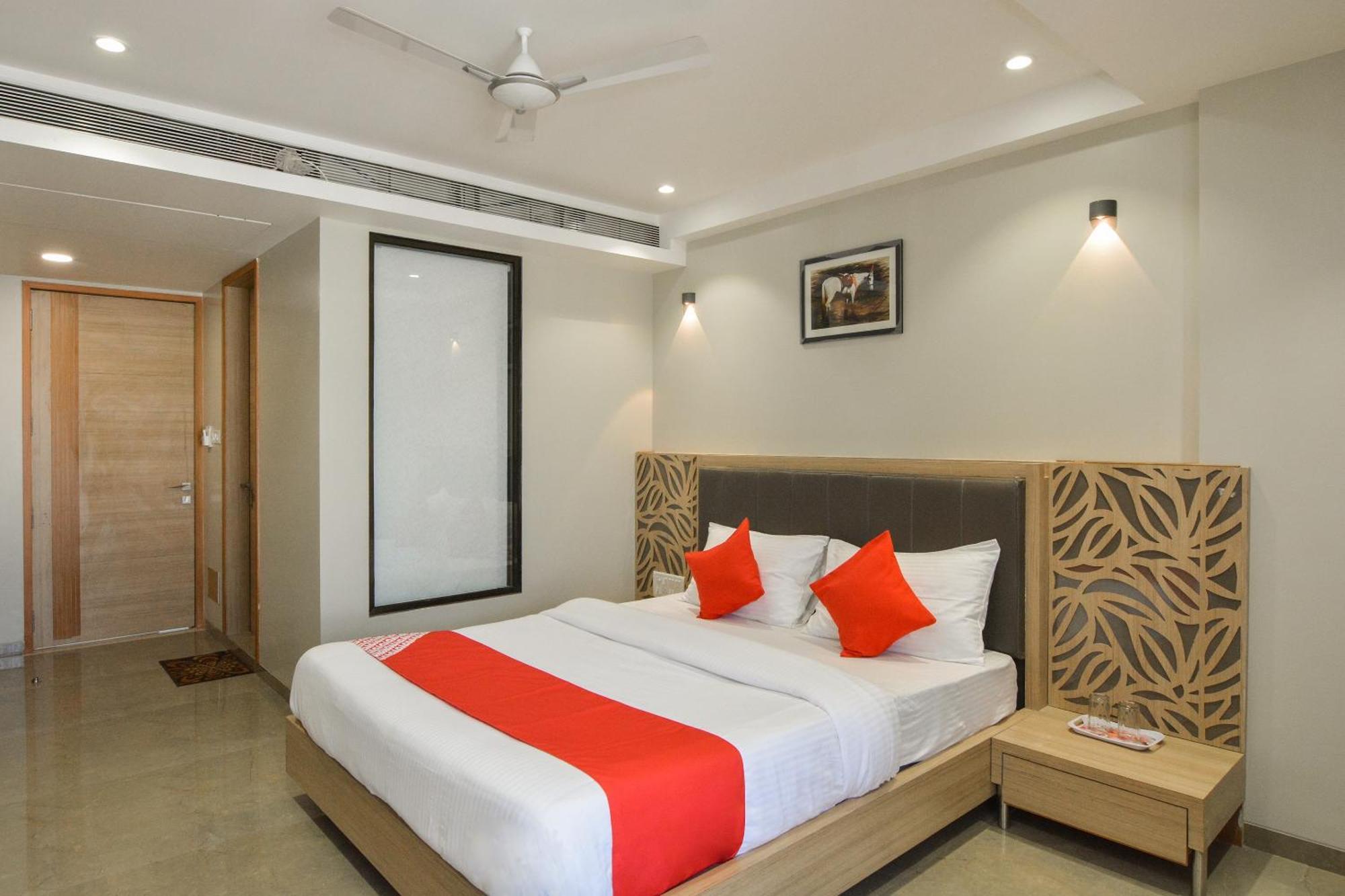 Hotel O Season Choice Shirdi Exterior photo