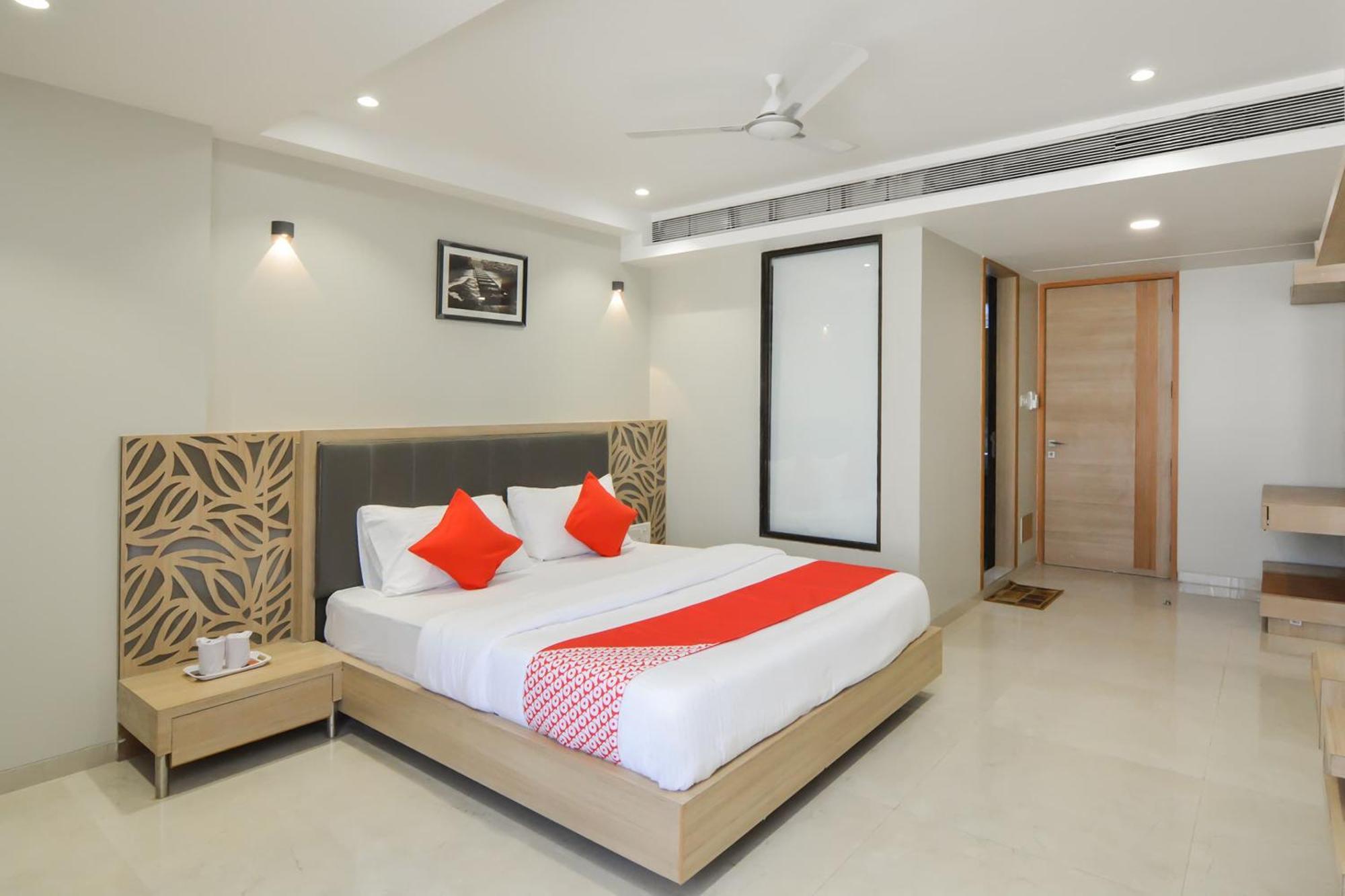 Hotel O Season Choice Shirdi Exterior photo
