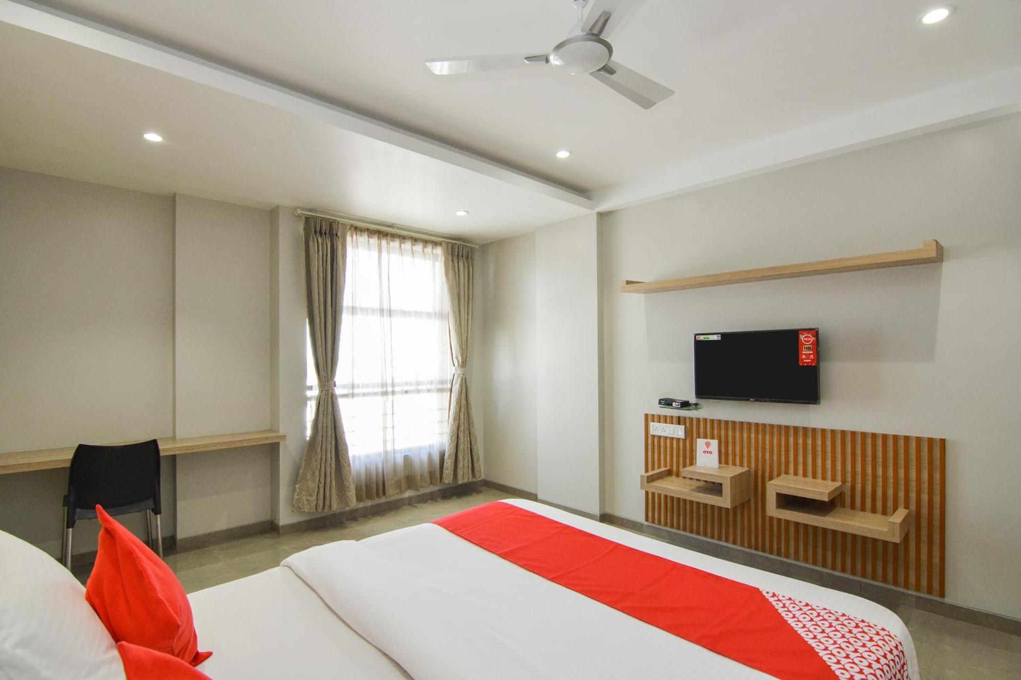 Hotel O Season Choice Shirdi Exterior photo